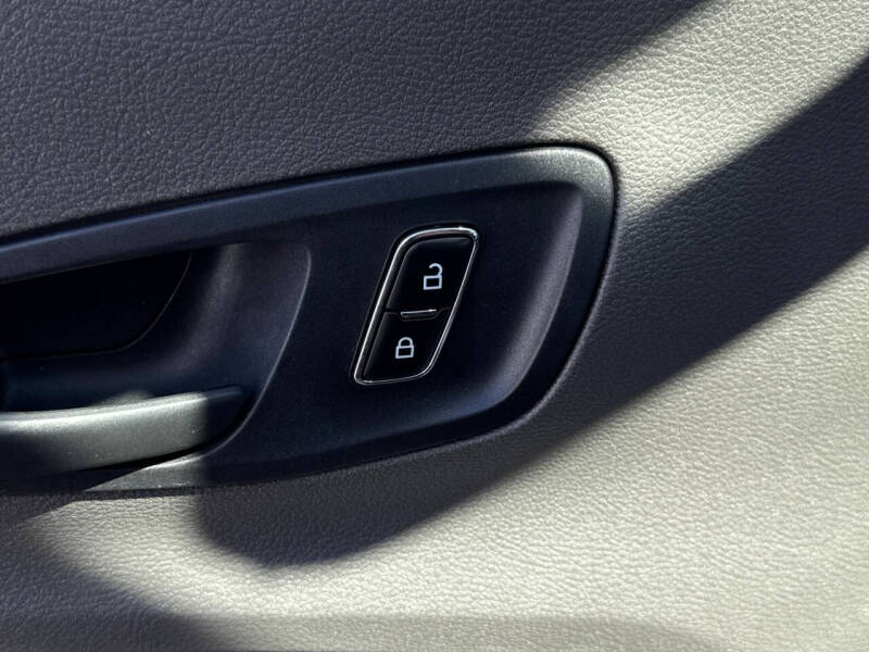 2023 Ford Transit 250