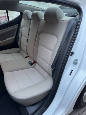 2020 Hyundai Elantra SEL