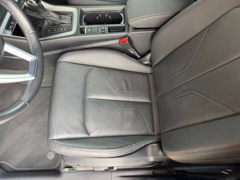 2021 Audi Q3 quattro S line Prem Plus 45 TFSI