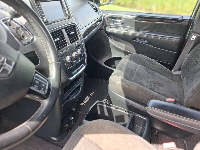 2017 Dodge Grand Caravan SE