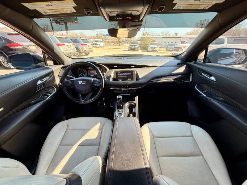 2019 Cadillac XT4 Sport