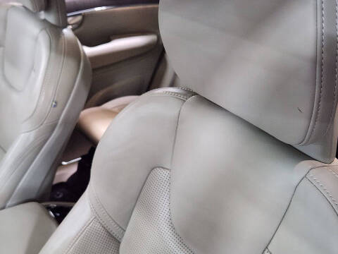 2022 Volvo XC90 T6 Inscription 6-Passenger