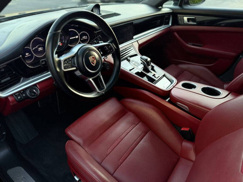 2020 Porsche Panamera 4S