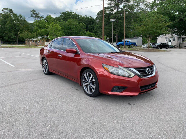 2017 Nissan Altima for sale at Entity Motors in Columbia, SC