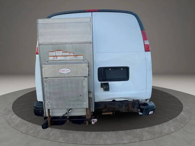 2021 Chevrolet Express 3500