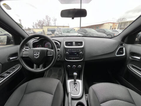 2012 Dodge Avenger SE V6