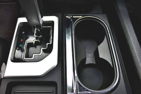 2014 Toyota Tundra SR5