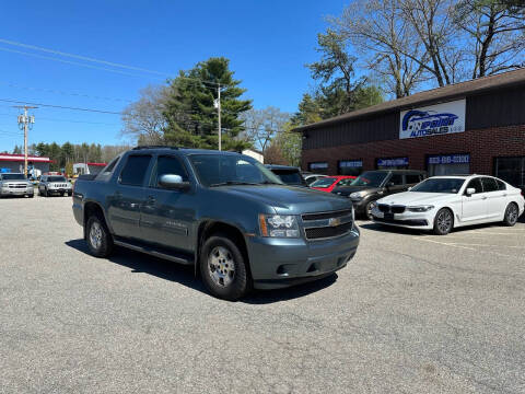 2011 Chevrolet Avalanche for sale at OnPoint Auto Sales LLC in Plaistow NH