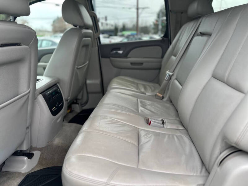 2010 Chevrolet Suburban LT