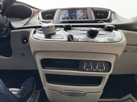 2021 Chrysler Voyager LXi