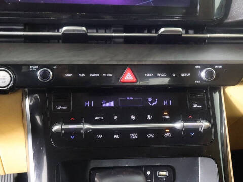 2023 Kia Carnival EX