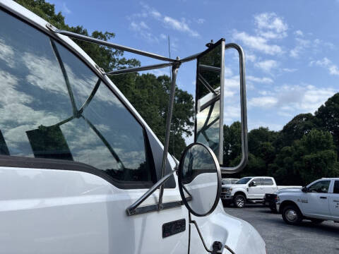 2011 Ford F-750 Super Duty