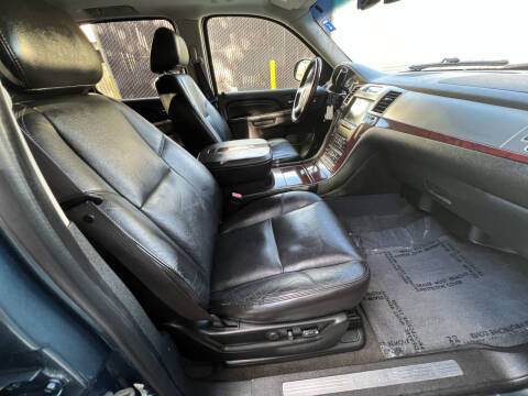 2010 Cadillac Escalade ESV Premium