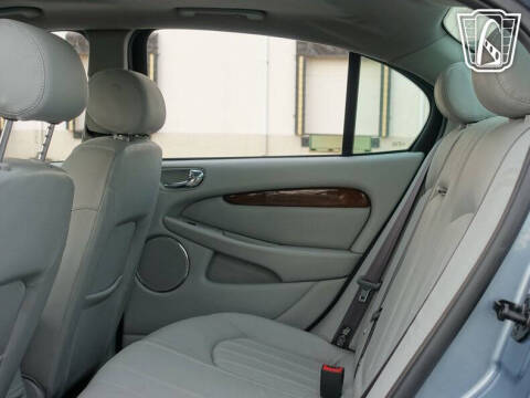 2002 Jaguar X-Type 2.5