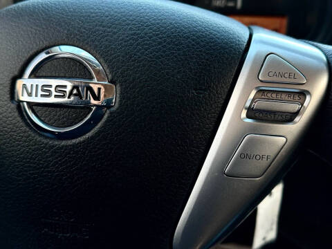 2019 Nissan Versa S Plus