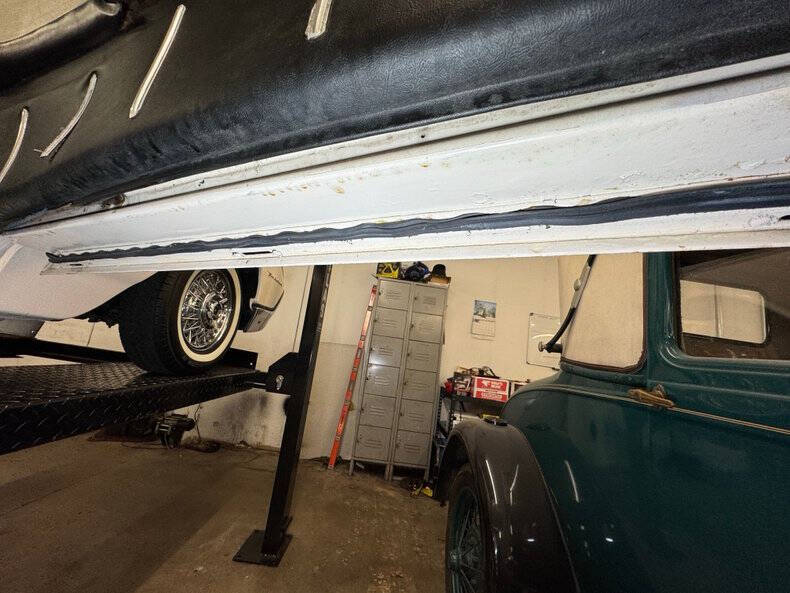 1961 Ford Thunderbird