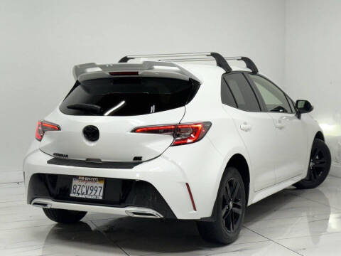 2022 Toyota Corolla Hatchback SE