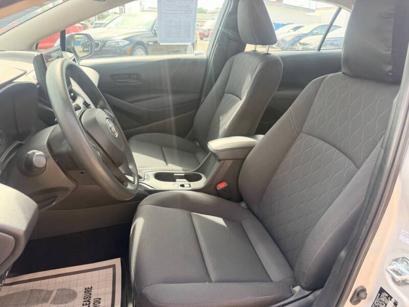 2023 Toyota Corolla LE