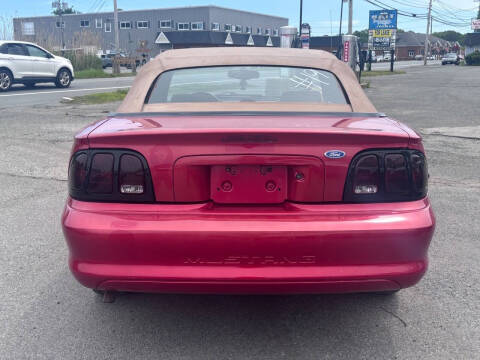 1995 Ford Mustang