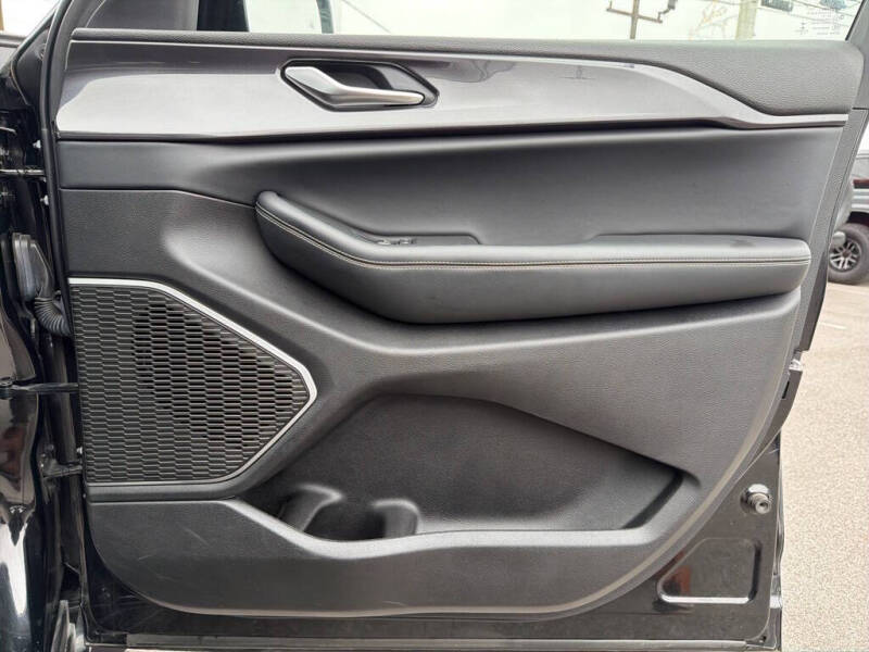 2022 Jeep Grand Cherokee Altitude