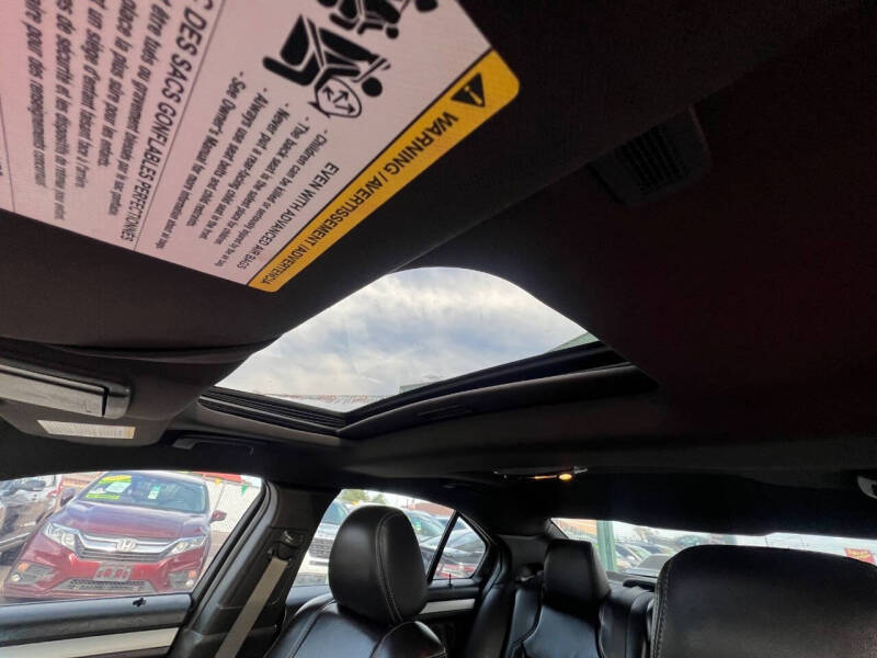 2018 Ford Taurus SEL
