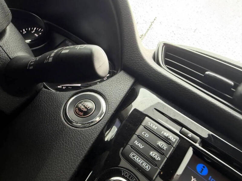 2017 Nissan Rogue SL