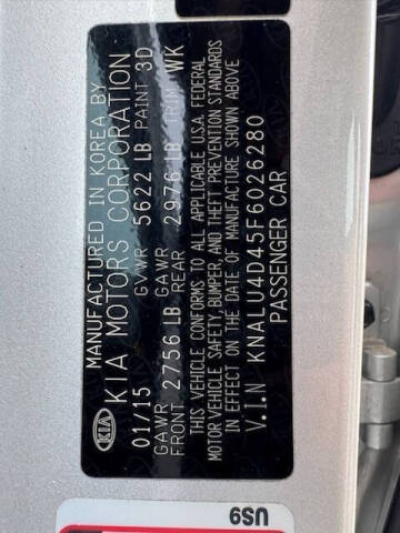 2015 Kia K900 Premium