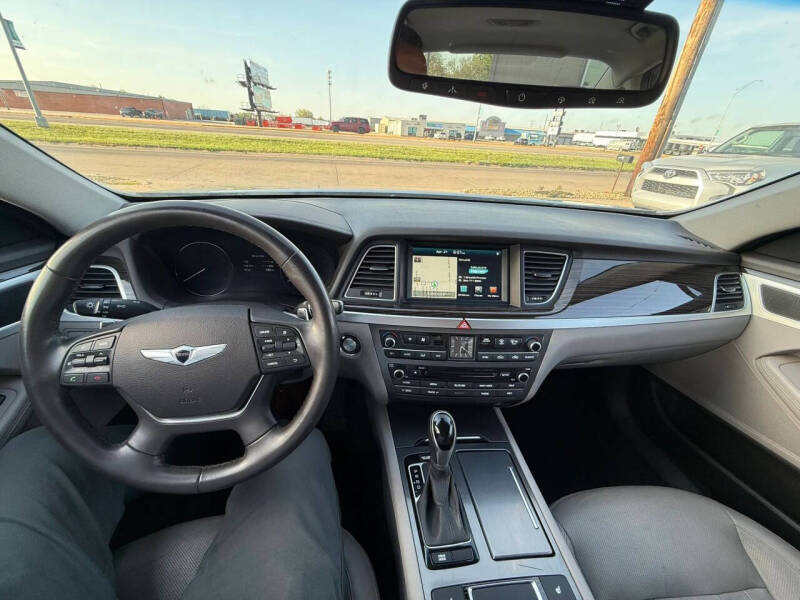 2016 Hyundai Genesis