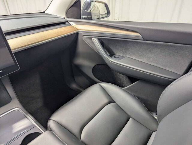 2025 Tesla Model Y Long Range