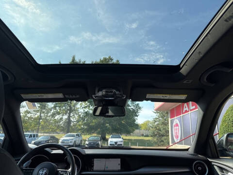 2022 Alfa Romeo Stelvio Veloce