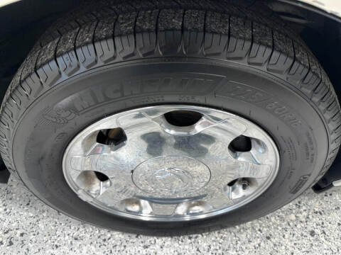 2002 Cadillac DeVille DHS