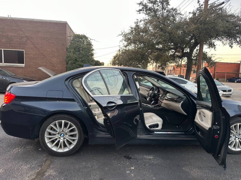 2015 BMW 5 Series 528i