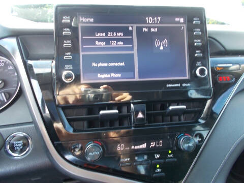 2024 Toyota Camry SE