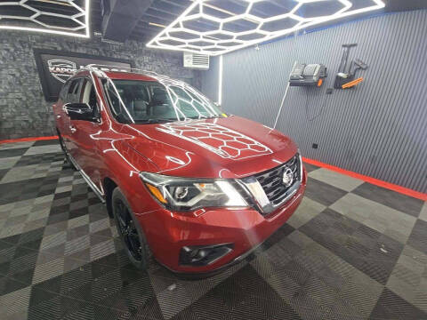 2017 Nissan Pathfinder Platinum