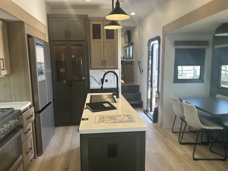 2026 Flagstaff 401CFB