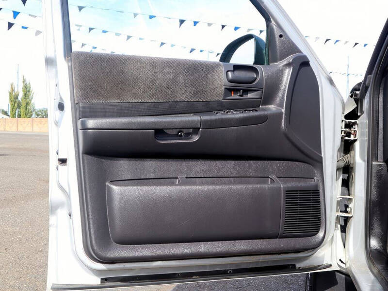 2004 Dodge Dakota SLT