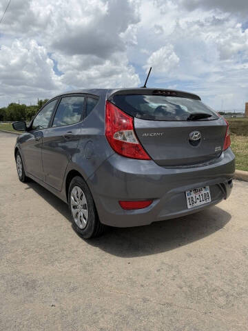 2017 Hyundai Accent SE
