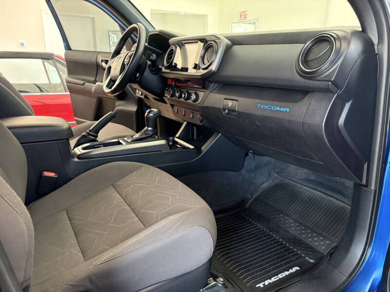 2017 Toyota Tacoma SR5 V6