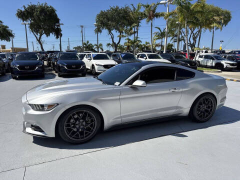 2016 Ford Mustang V6