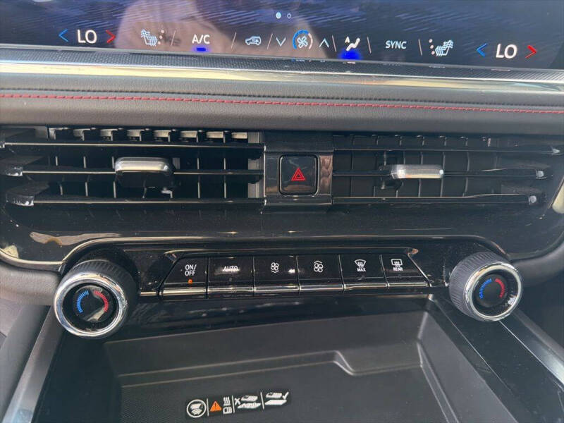 2025 Chevrolet Tahoe RST