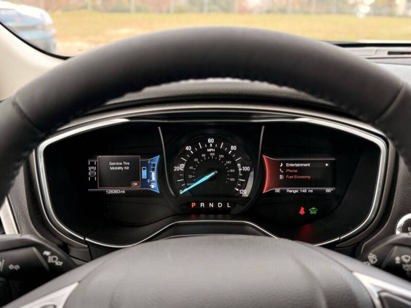 2018 Ford Fusion Hybrid SE