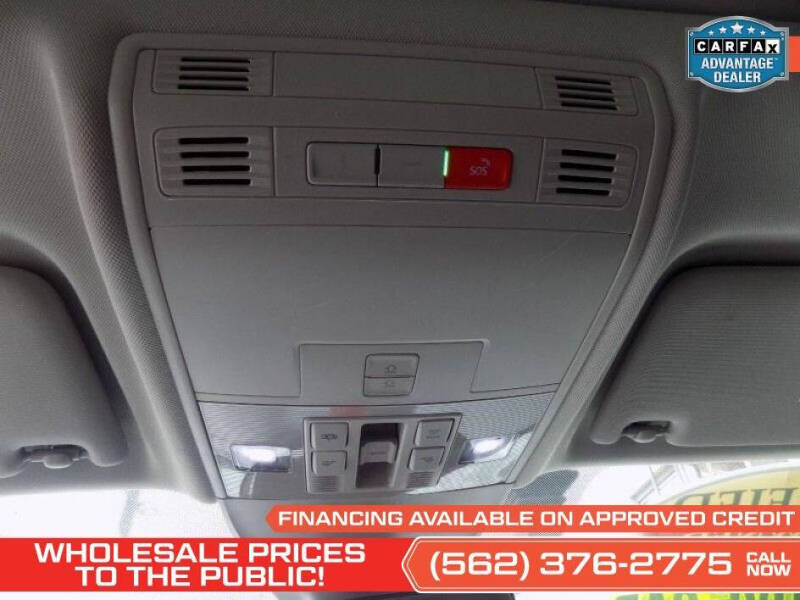 2024 Volkswagen Taos SEL 4Motion