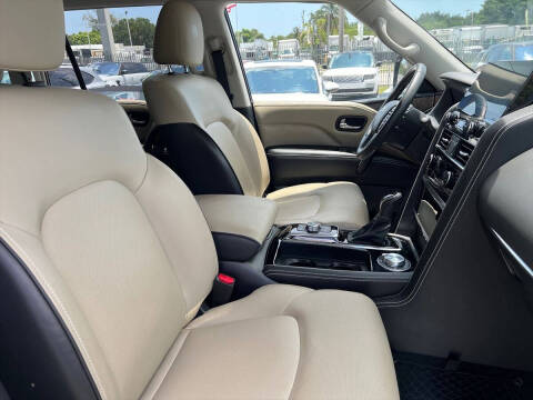 2023 Infiniti QX80 Luxe