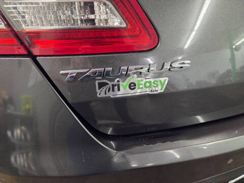 2016 Ford Taurus Limited