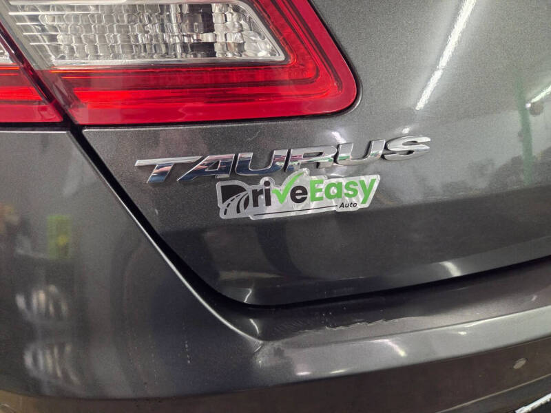 2016 Ford Taurus Limited