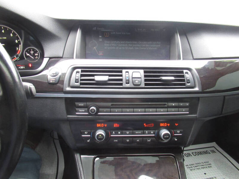 2014 BMW 5 Series 528i xDrive