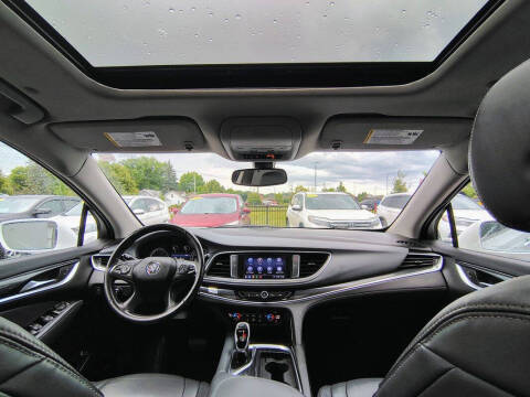 2020 Buick Enclave Essence