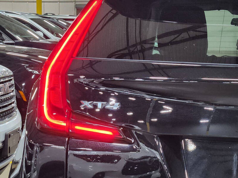 2021 Cadillac XT4 Premium Luxury