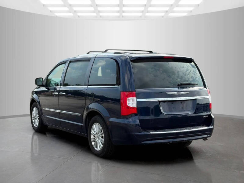 2014 Chrysler Town and Country Limited
