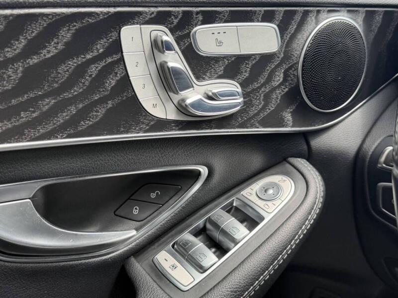 2017 Mercedes-Benz C-Class